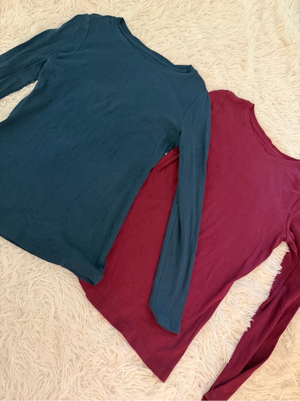 Time and Tru 2-Pack Long Sleeve Tops – Navy & Burgundy